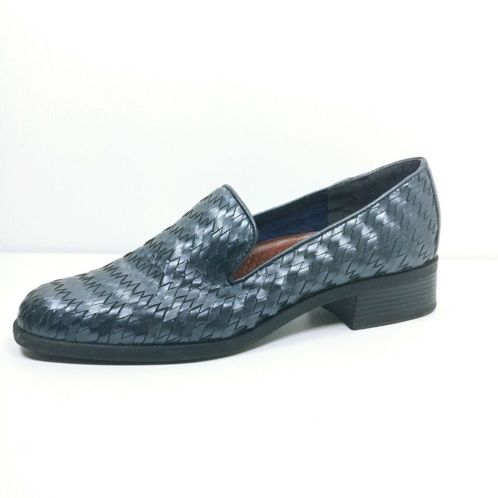 Naturalizer Woven Black Loafers